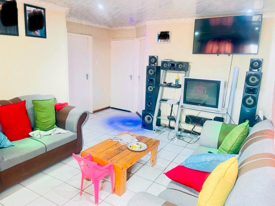 3 Bedroom Property for Sale in Roodepan Northern Cape
